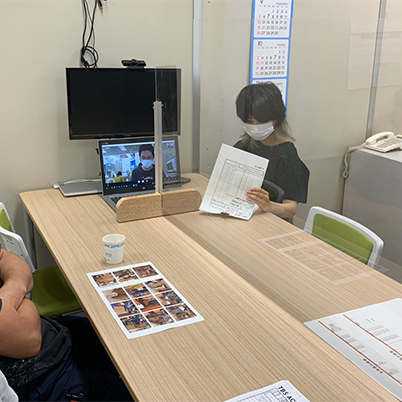 出社・朝のミーティング